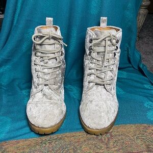Crushed Velvet Combat Boots Sz7